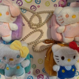 hello kitty wristlet bag